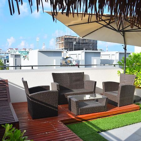 The Orca Hotell Hulhumale Exteriör bild