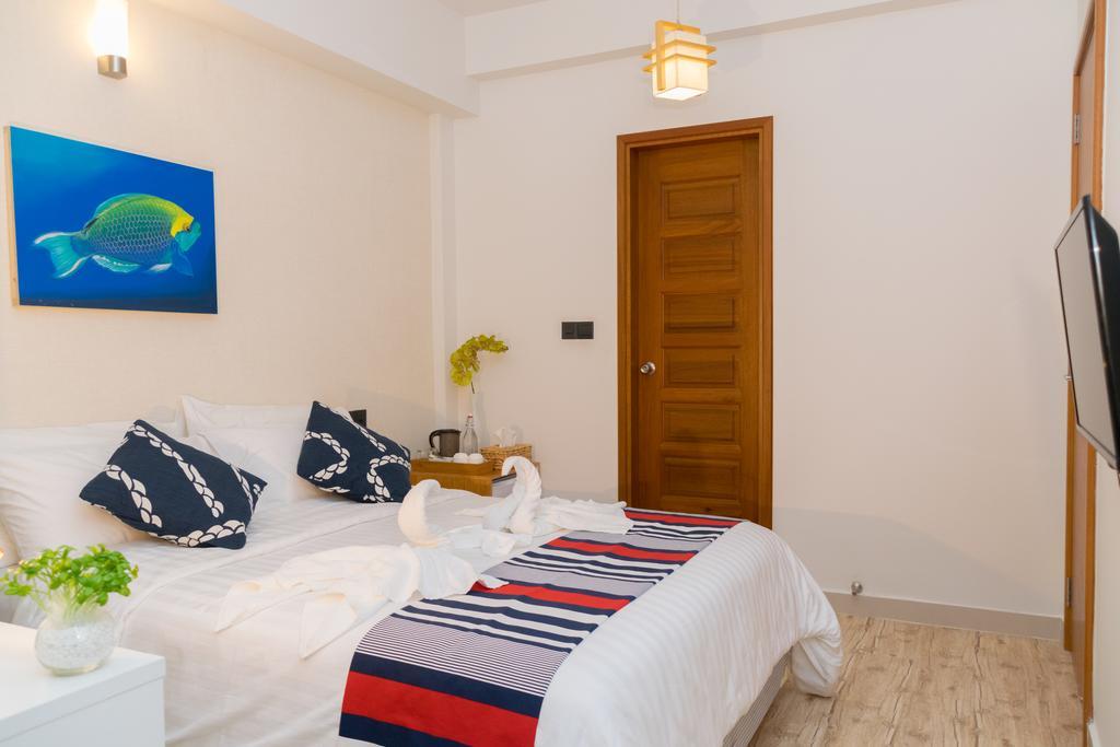 The Orca Hotell Hulhumale Exteriör bild