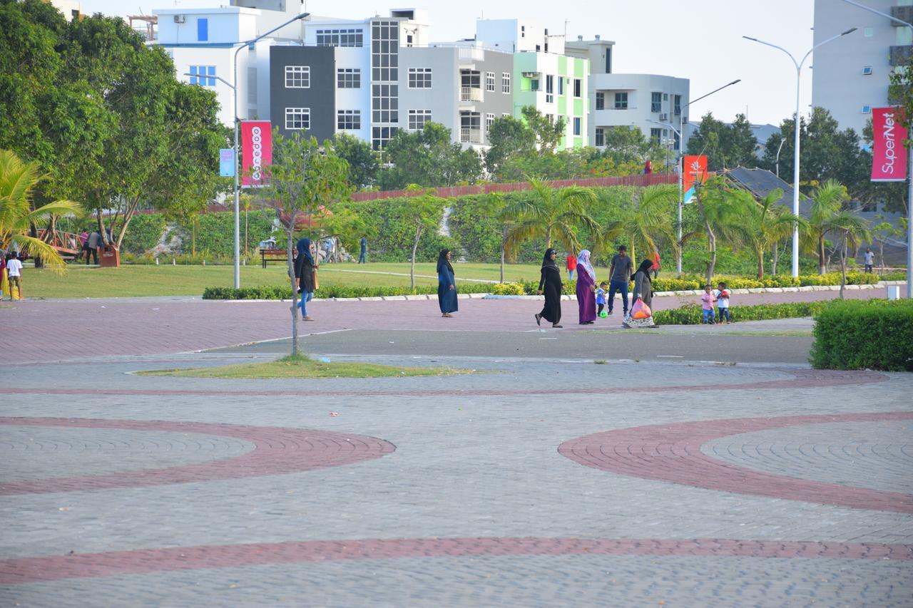 The Orca Hotell Hulhumale Exteriör bild